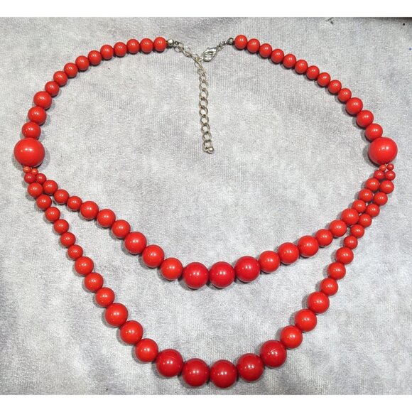 Elegant Red Multilayer Graduated Beaded Necklace - Picture 5 of 5